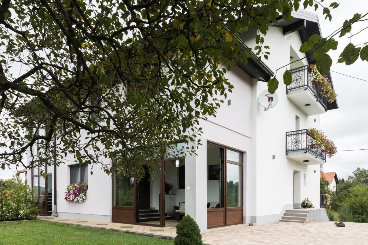 Apartments Lucic Slunj Exterior foto